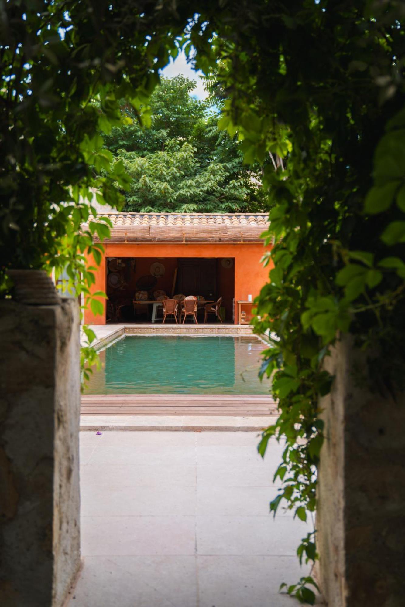 Bed and Breakfast Le Jardin Des Cordeliers Tarascon Exterior foto