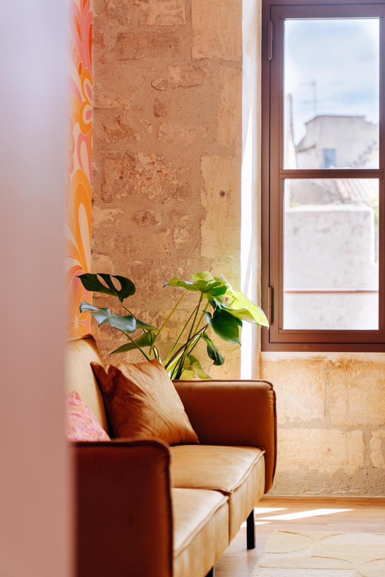 Bed and Breakfast Le Jardin Des Cordeliers Tarascon Exterior foto